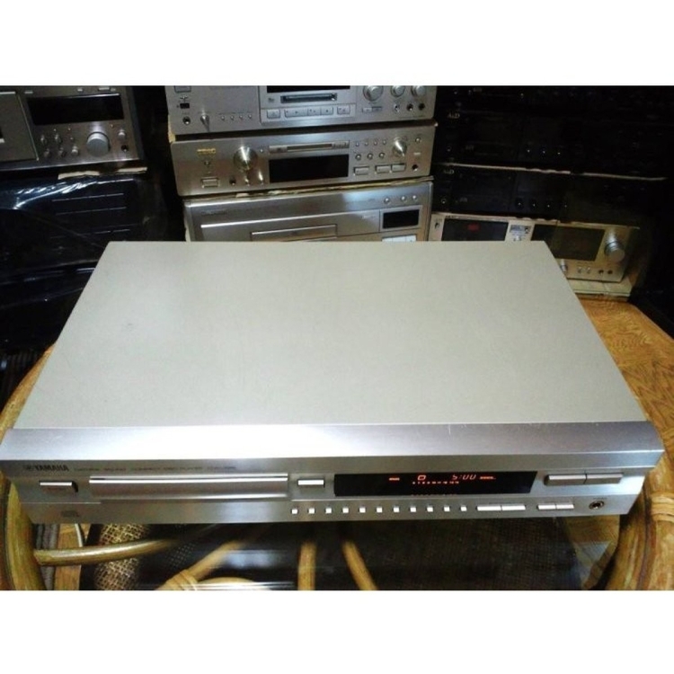 Yamaha CDX-496