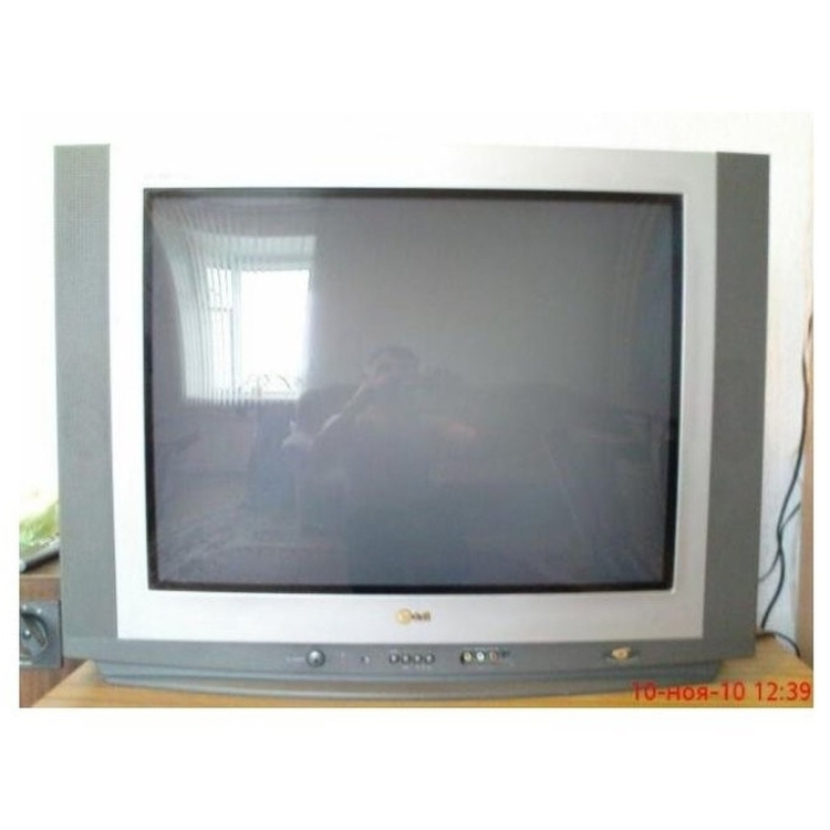 LG CT-29K37E