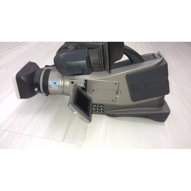 Panasonic AG-DVC7